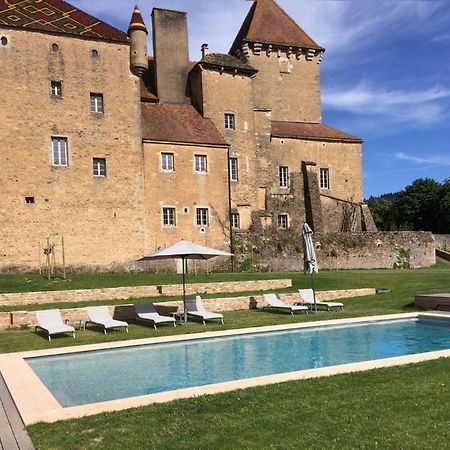 Chateau De Pierreclos Esterno foto